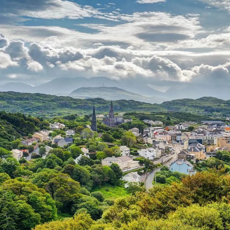 Clifden and Connemara scenery on a Galway private chauffeur route